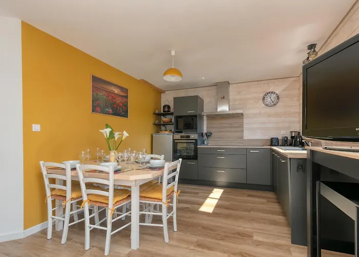 بيت للعطل Le Champ Du Bois *