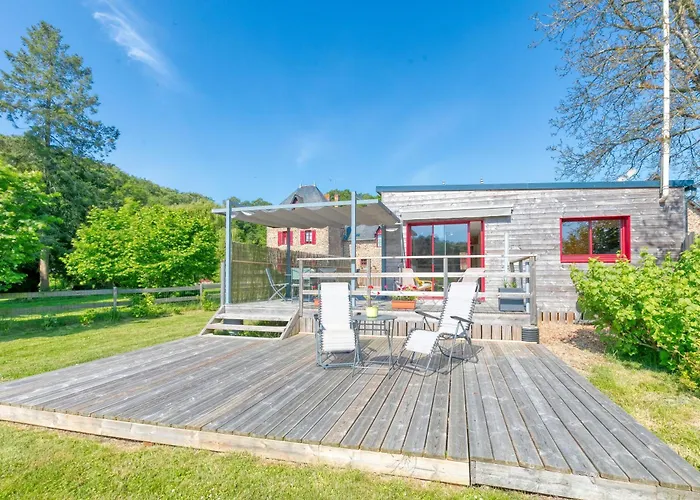 Le Champ Du Bois بيت للعطل *