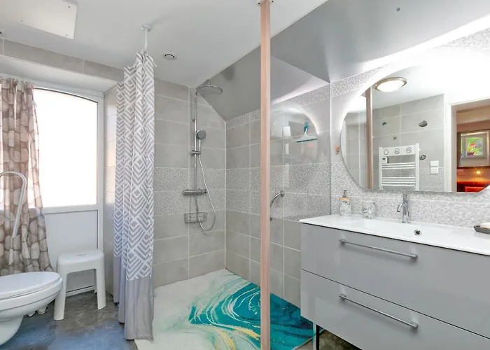 بيت للعطل Le Champ Du Bois *