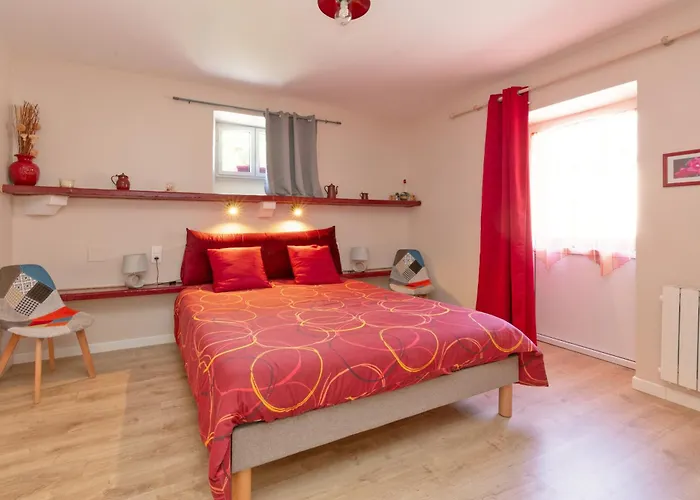 Le Champ Du Bois بيت للعطل Missillac