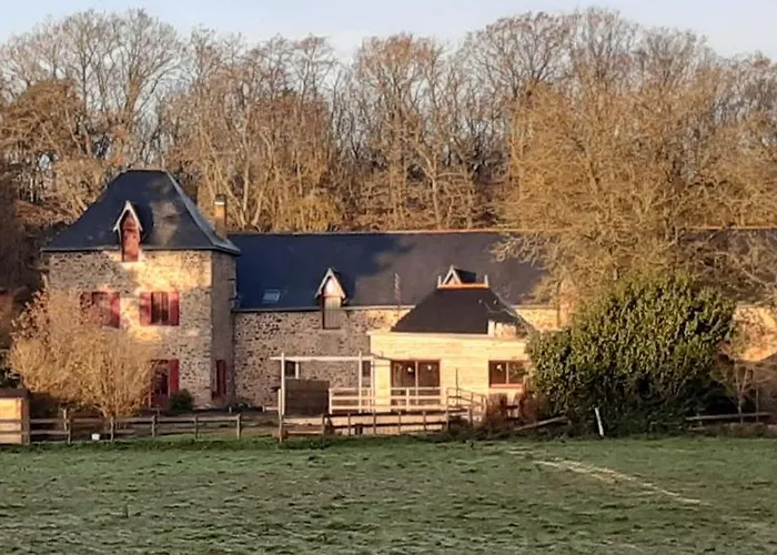 Le Champ Du Bois بيت للعطل